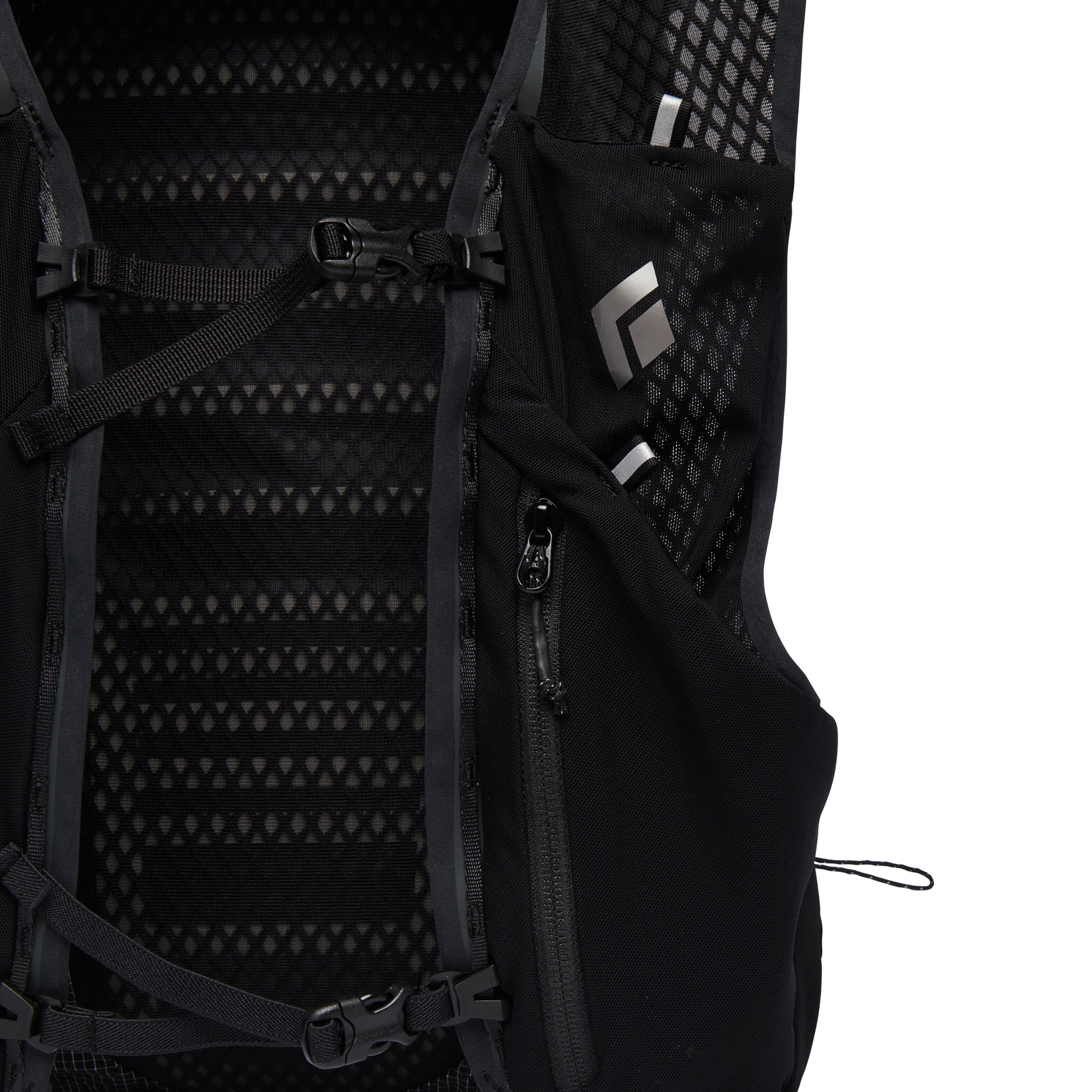Distance 8 Backpack - Past Season
