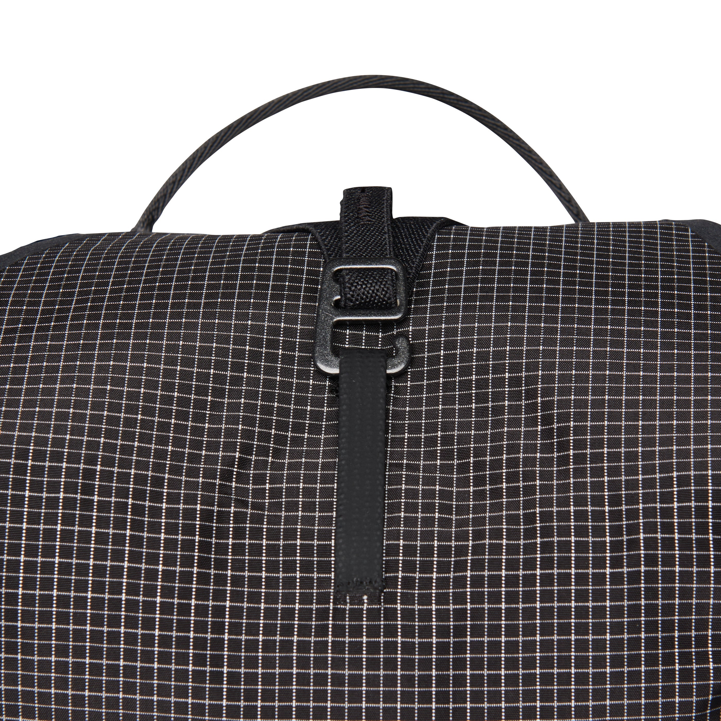 Distance 15 Backpack - Past Season