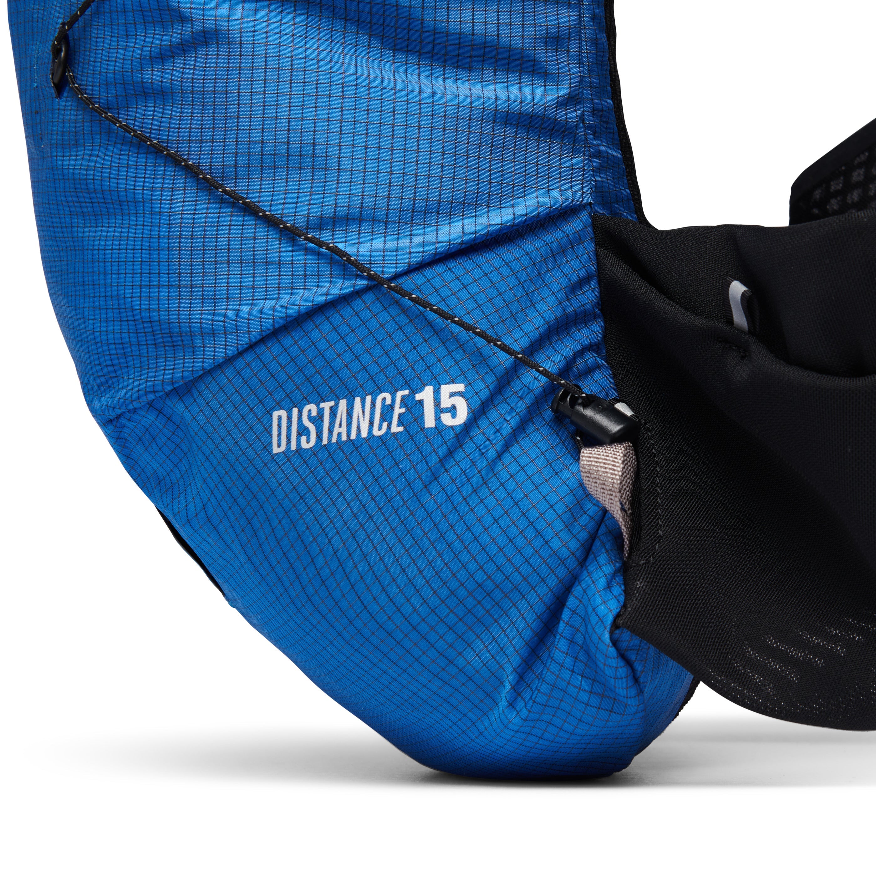 Distance 15 Backpack - Past Season
