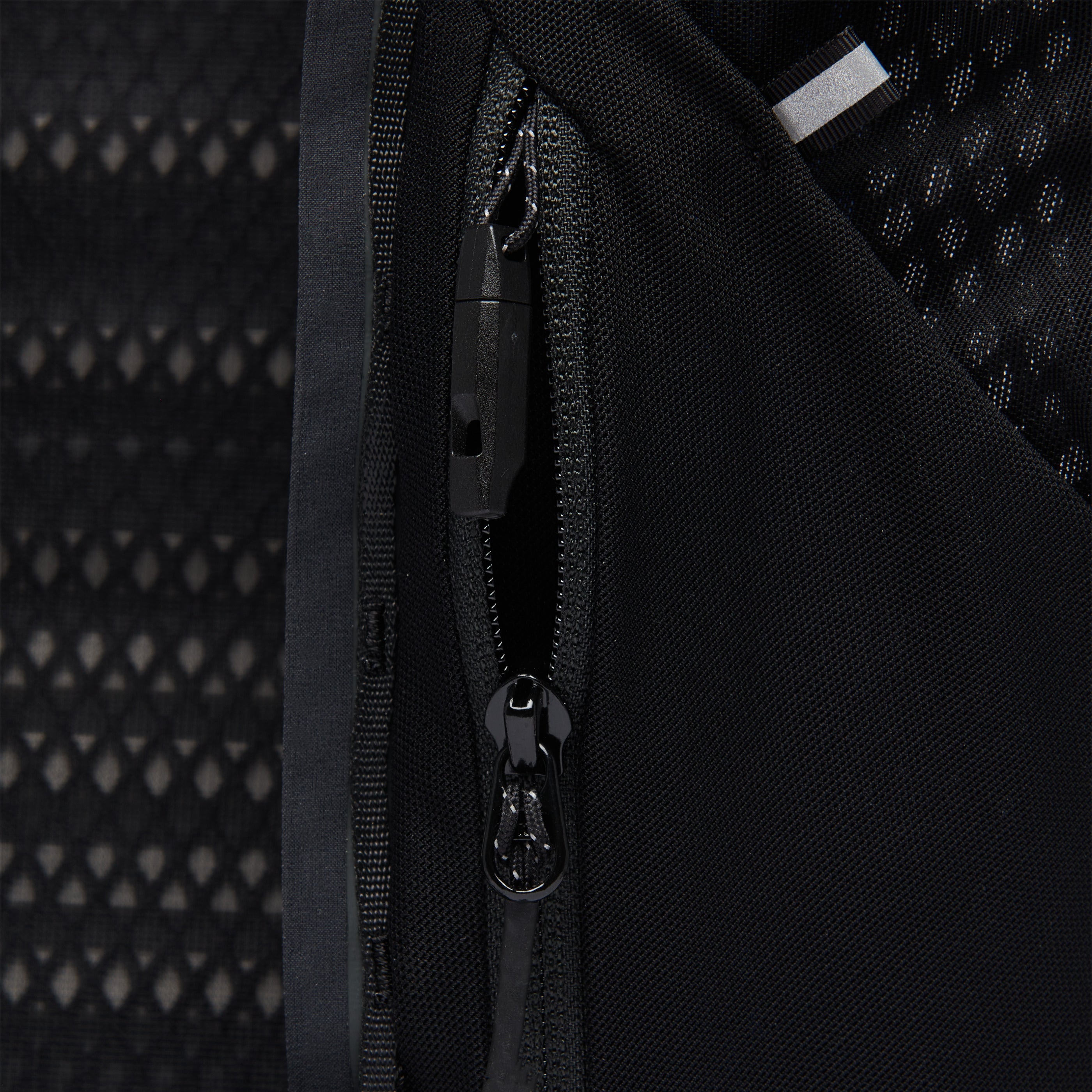 Distance 22 Backpack - Past Season