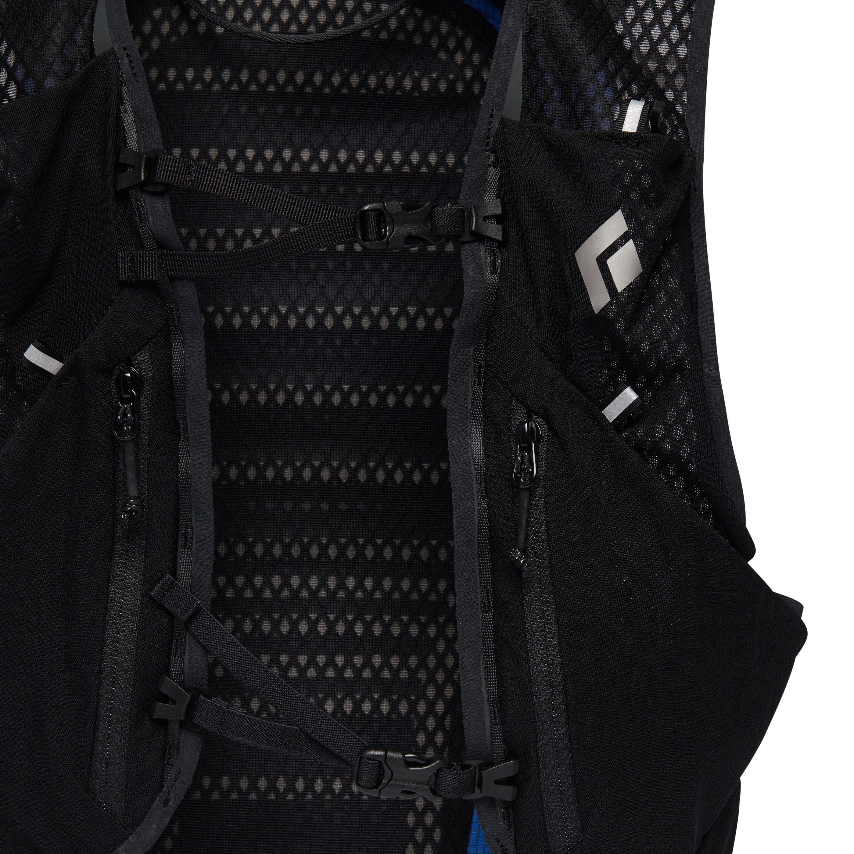 Distance 22 Backpack - Past Season