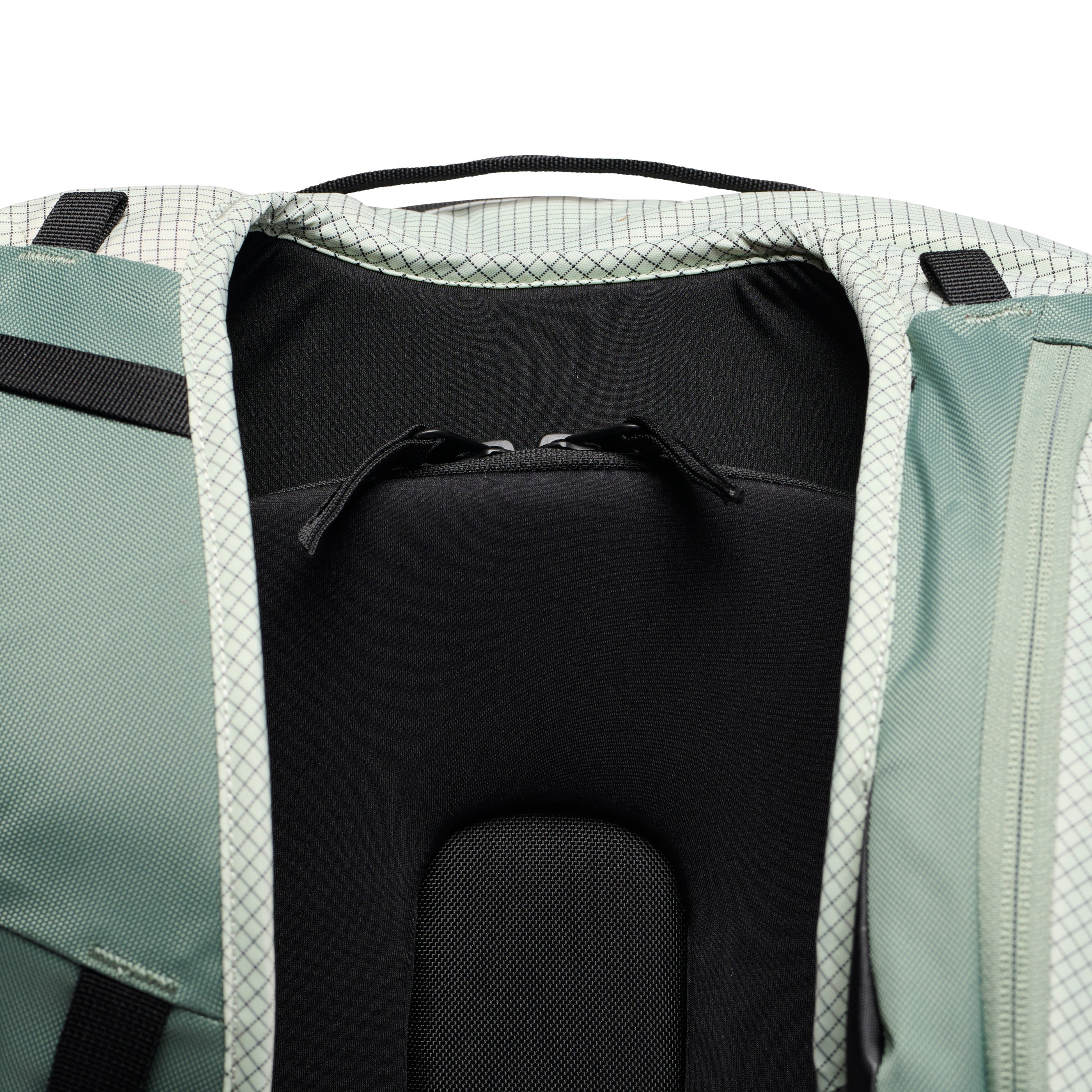 Dawn Patrol 25 Backpack
